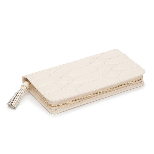 Caroline Ivory Jewellery Portfolio