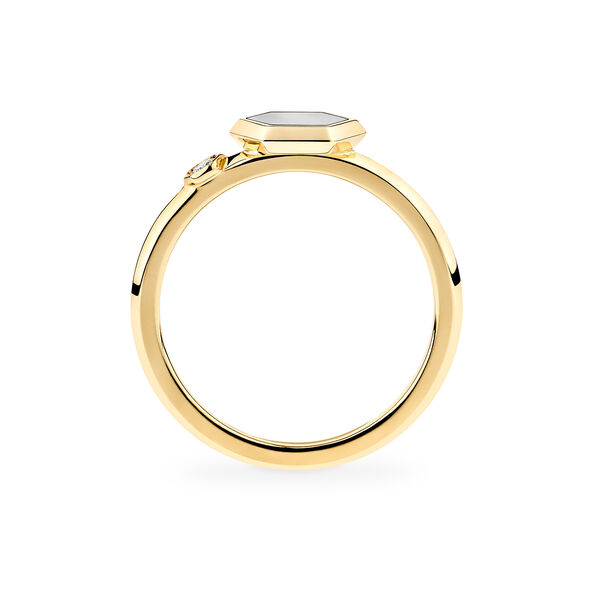 Yellow Gold Mother-Of-Pearl Ring