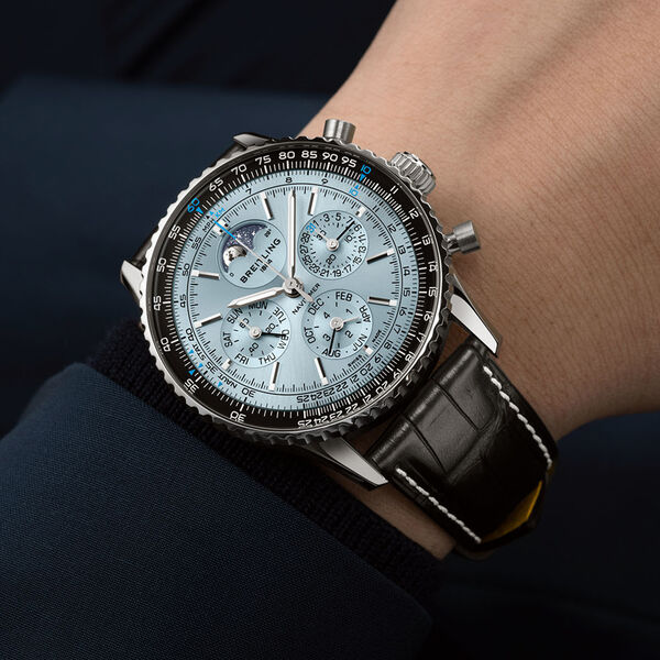 Navitimer Automatic Perpetual Calendar B19 43 mm Stainless Steel and Platium