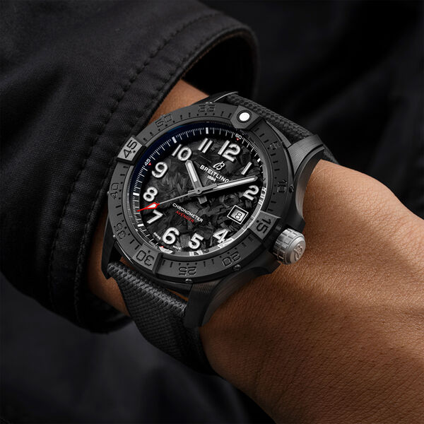 Avenger Night Mission B01 Automatic 42 mm Titanium and Ceramic