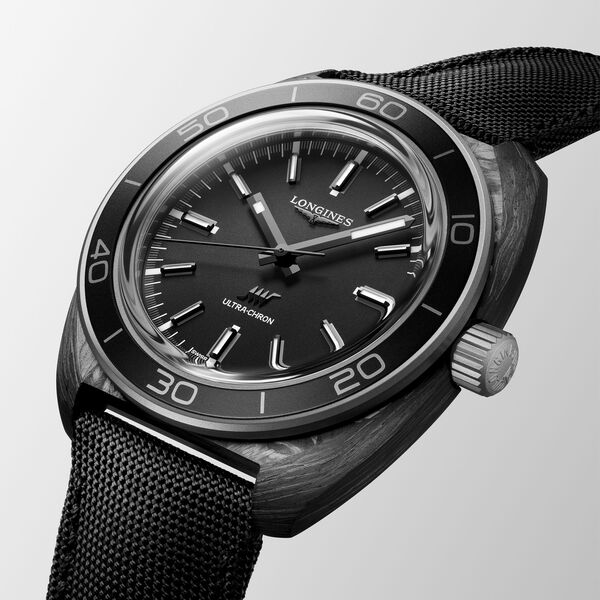 Ultra-Chron Carbon Automatic 43 mm Titanium and Carbon